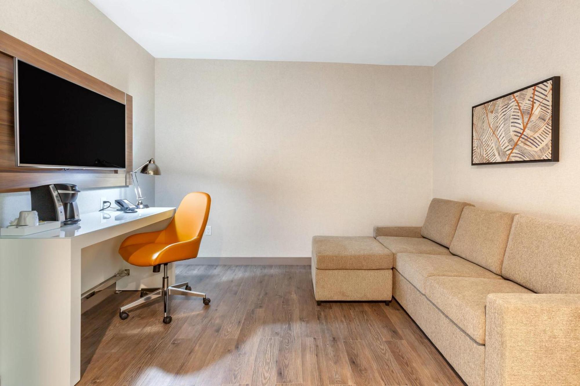 Cambria Hotel Richardson - Dallas Bagian luar foto