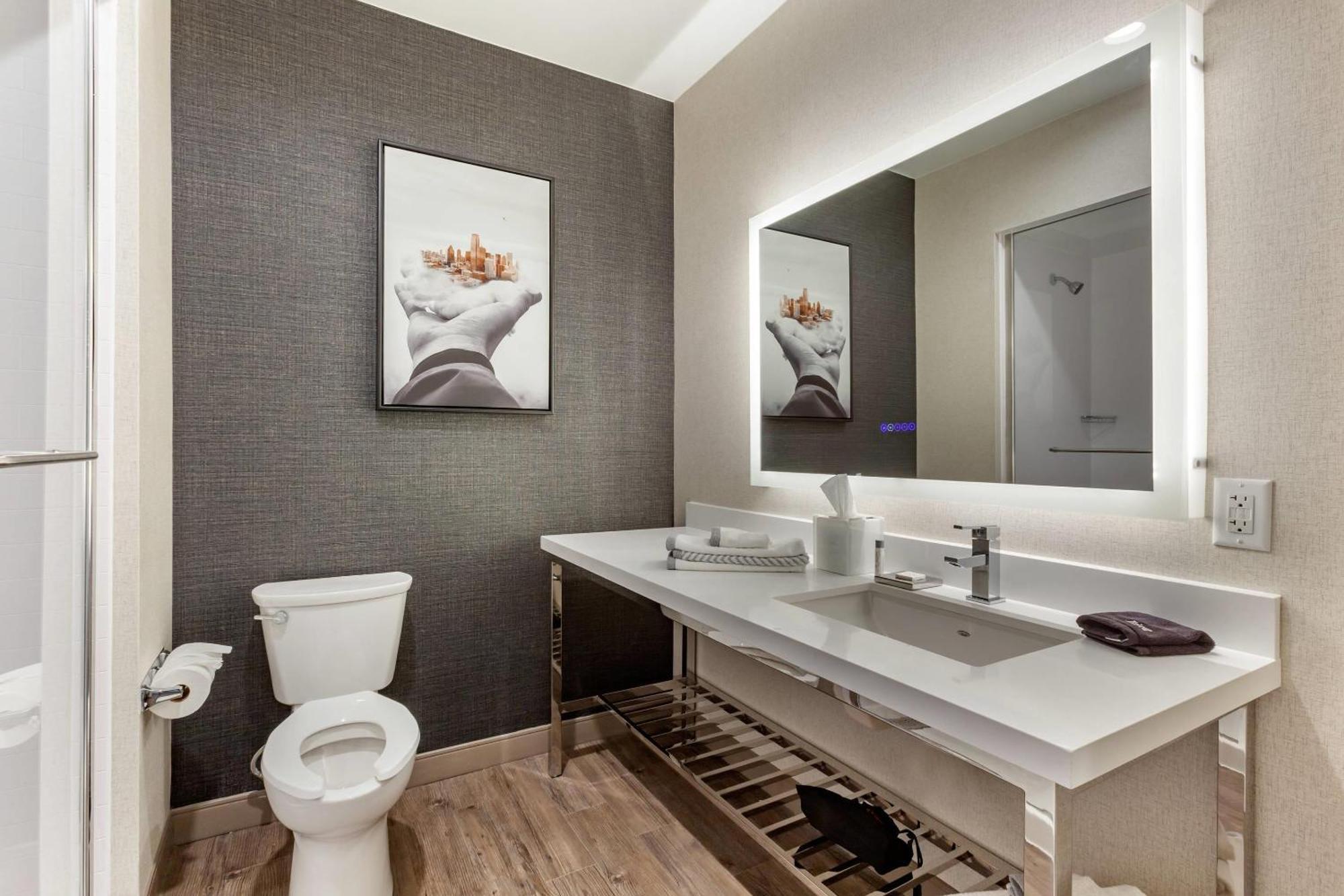 Cambria Hotel Richardson - Dallas Bagian luar foto