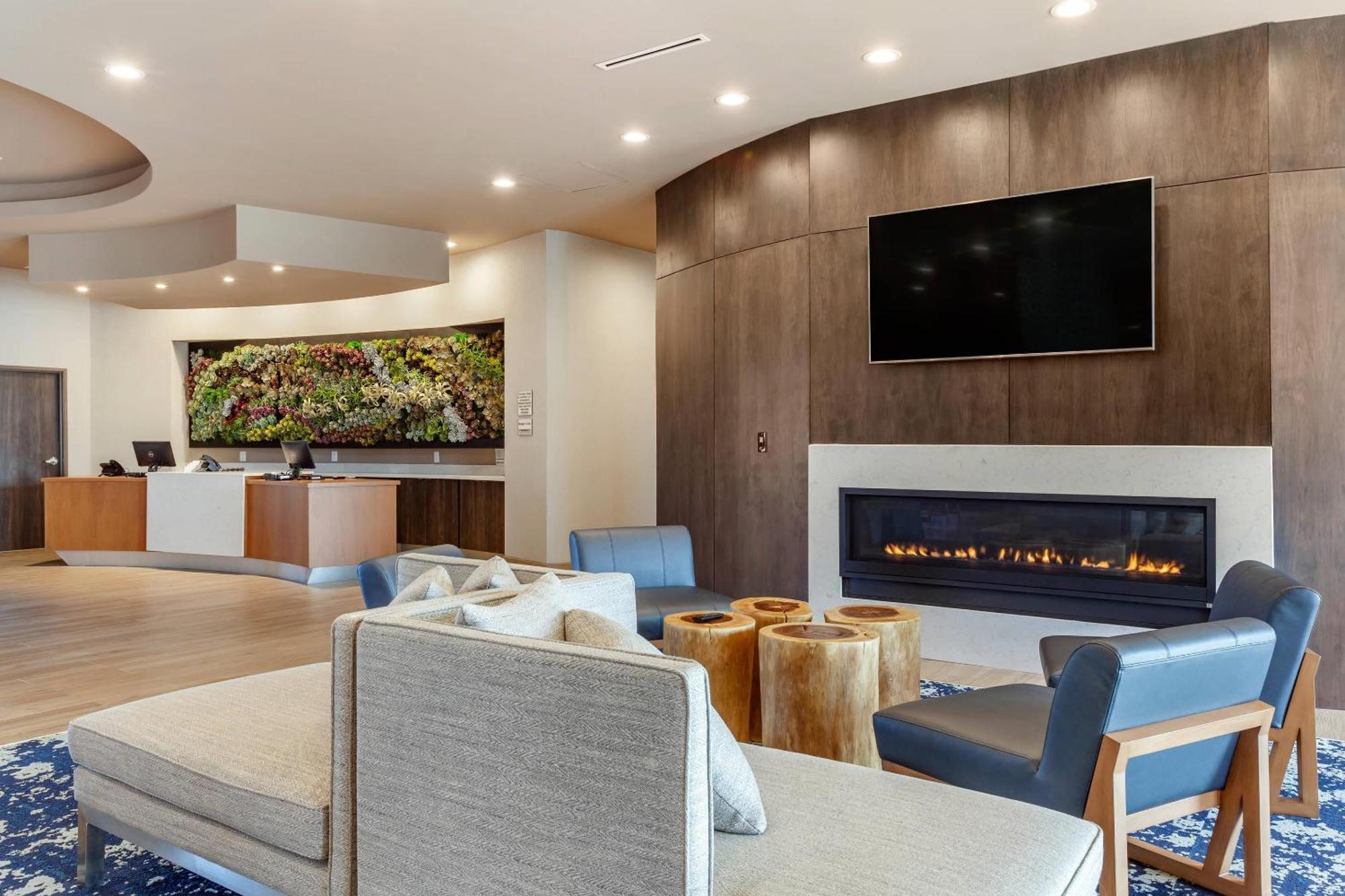Cambria Hotel Richardson - Dallas Bagian luar foto